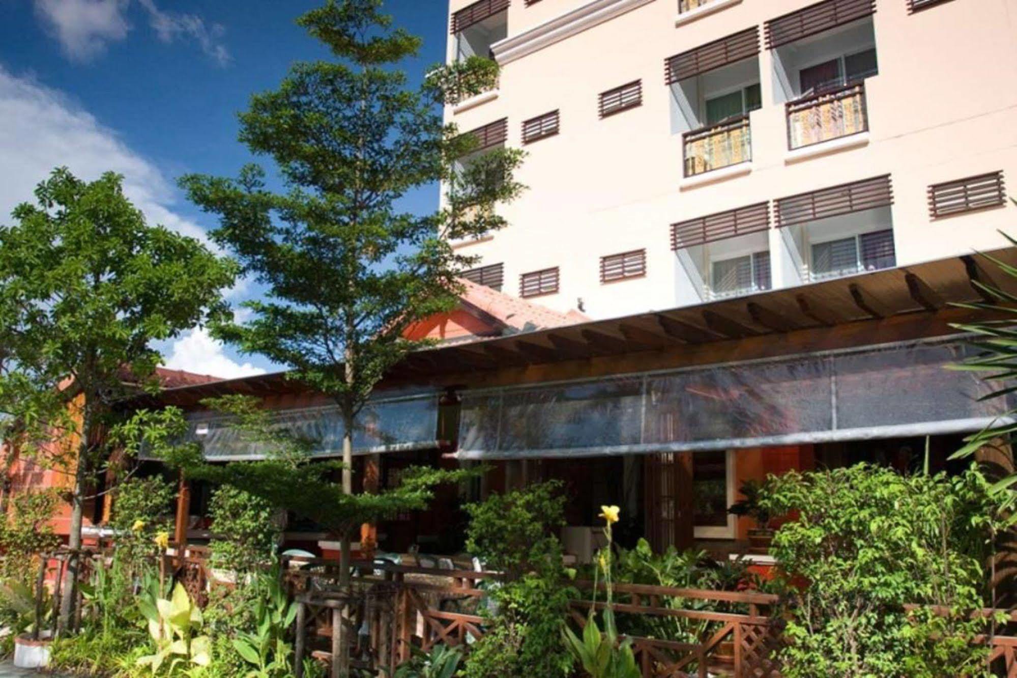 Oyo 280 Thai Garden Resort Bangkok Dış mekan fotoğraf